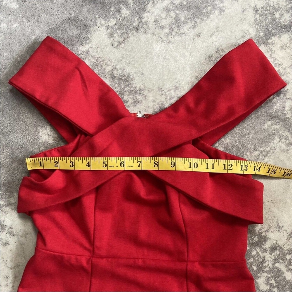 Saints + Secrets Red Off The Shoulder Cocktail Evening Dress Women Size Medium - Picture 4 of 8